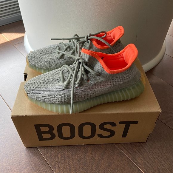 NEW WITH BOX Adidas Yeezy Boost 350 V2 Desert Sage - Men's Size 4 - Picture 1 of 9